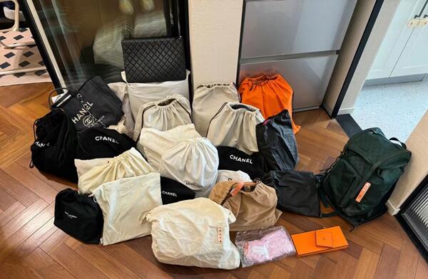 关岭县回收奢侈品衣服.jpg